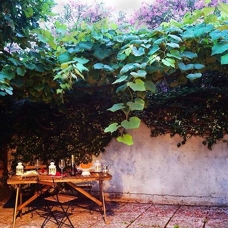 La Maisonette Et Son Jardin Венеция Экстерьер фото